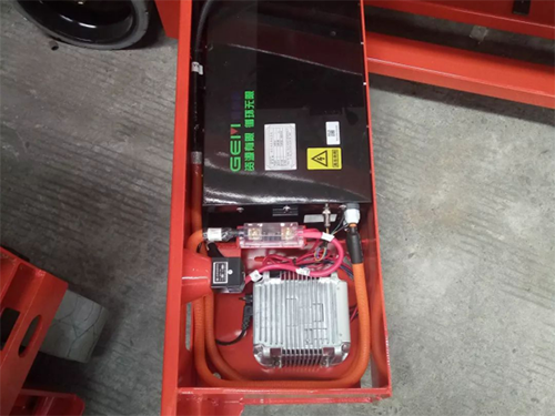 湖南瀟邦機(jī)械設(shè)備有限公司,湖南車載式高空作業(yè)平臺 湖南瀟邦機(jī)械設(shè)備有限公司,湖南車載式高空作業(yè)平臺